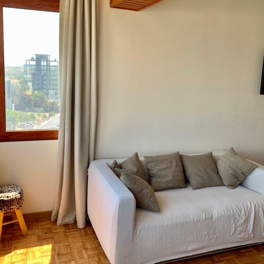 Modern 2 Bed Room Large Apartment Nicosia Luaran gambar