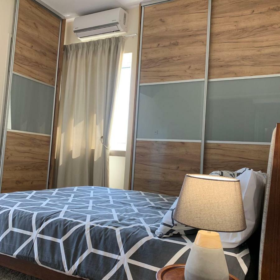 Modern 2 Bed Room Large Apartment Nicosia Luaran gambar